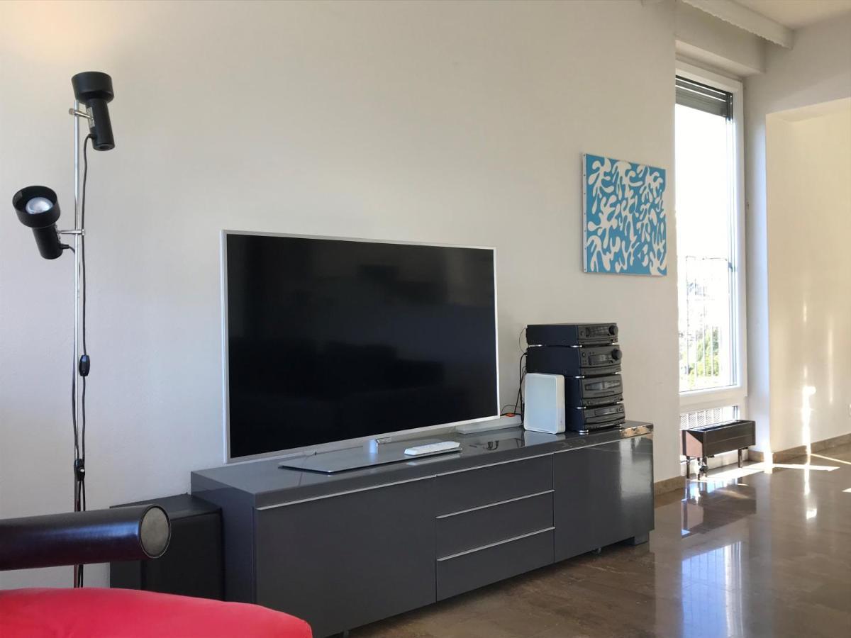 Lichtdurchflutete Ferienwohnung Mit Panorama-Sicht Und Schwimmbad/Sauna Muralto Bagian luar foto